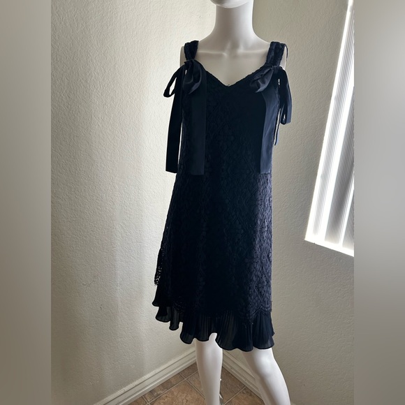 nanette NANETTE LEPORE Tie-Shoulder Lace Dress Size 4 - Picture 2 of 6